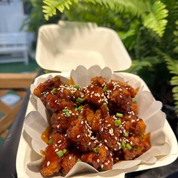 ไก่เกาหลี - ซอสเผ็ดพริกเกาหลี (ชุดเล็ก)