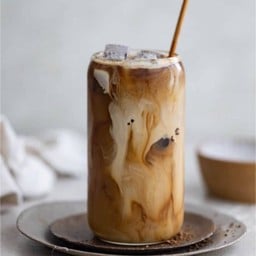 Iced Esyen Thai coffee