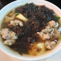 แกงจืดสาหร่าย เต้าหู้ หมูสับ