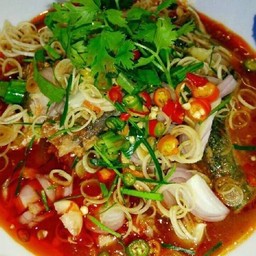 ยำปลากระป๋อง