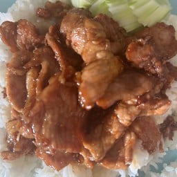 หมูทอดกระเทียม(ราดข้าว)