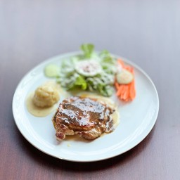 สเต็กหมู พริกไทยดำ