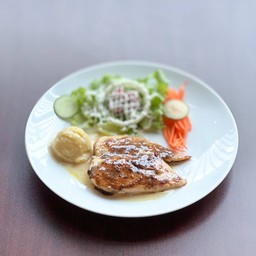 สเต็กไก่ พริกไทยดำ