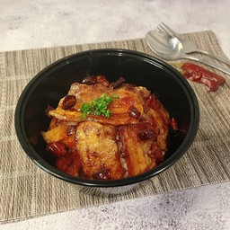 ข้าวหน้าหมูย่างสไปซี่