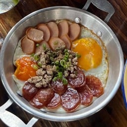 อรุณ cafe and all day breakfast