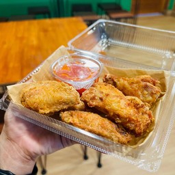 ปีกไก่ทอดเกลือ 6ชิ้น