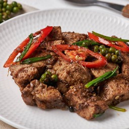 สันในหมูนุ่ม ผัดซอสพริกไทยดำ 213 kcal
