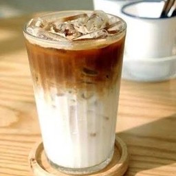 ลาเต้เย็น