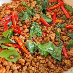 ผัดกระเพราหมูสับ (เป็นกับ)