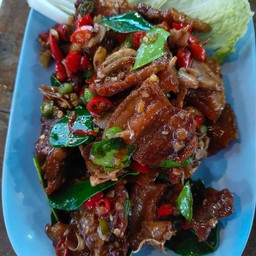 3 ชั้นคั่วพริกเกลือ