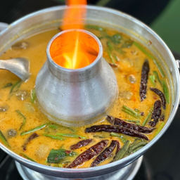 ต้มยำรวมมิตรน้ำข้น หม้อไฟ