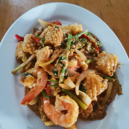 ทะเลผัดผงกะหรี่