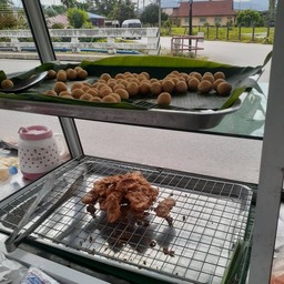 กล้วยทอดพื่กิ้บ