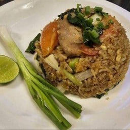ข้าวผัดหมู