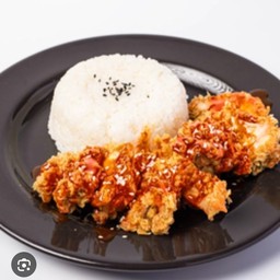 ข้าวไก่กรอบ..ราดซอสบาบิคิว