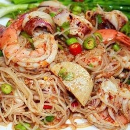 ยำขนมจีน