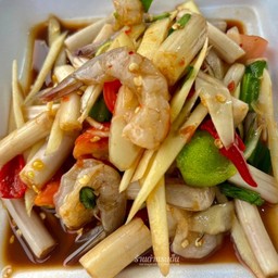 ตำมะม่วงไหลบัวกุ้งสด