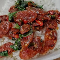 ข้าวกระเพรากุนเชียง