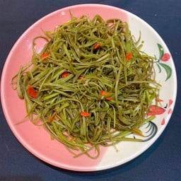 ผัดผักบุ้งฝอย