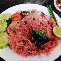 ข้าวผัด สีชมพู    ไก่+ไข่