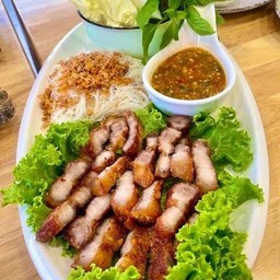 เมี่ยงคอหมูย่าง