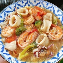 ราดหน้าทะเล