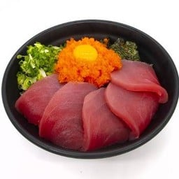 ข้าวหน้าปลาทูน่า