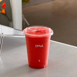 STRAWBERRY SMOOTHIE (BLENDED)