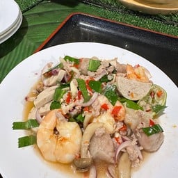 ยกทะเลตราด