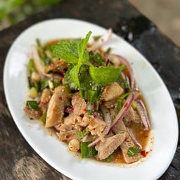น้ำตกหมู