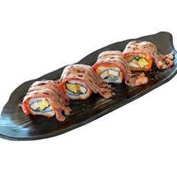 โรลหน้าเนื้อวากิว