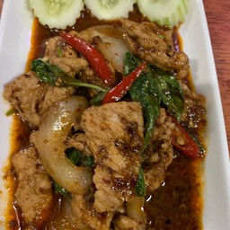 หมูชิ้นผัดนำ้พริกเผา (ราดข้าว)