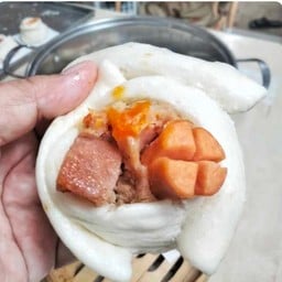 [เซตสุดฮิต] ซาลาเปาไส้หมูสับไข่เค็ม + หมั่นโถวเศรษฐี