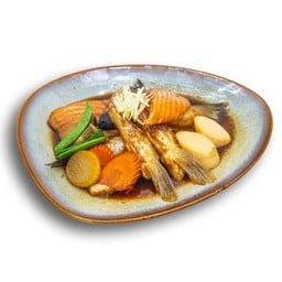 ส่วนต่างๆของปลาแซลมอนต้มซีอิ้ว (ไม่มีส่วนหัว)