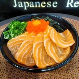 ข้าวหน้าแซลมอน