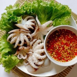 Street Seafood สาขาพาเพลินไนท์บาซ่า