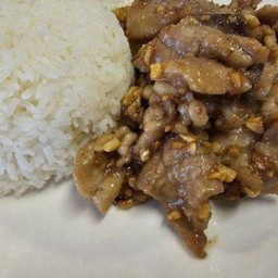 ข้าวหมูกระเทียม