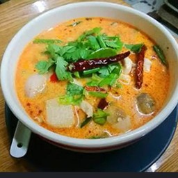 ต้มยำไก่น้ำข้น