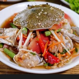 ส้มตำปูม้า 2 ตัว