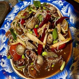 ตำหอยแครง