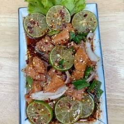 ยำมะนาวแซลมอน