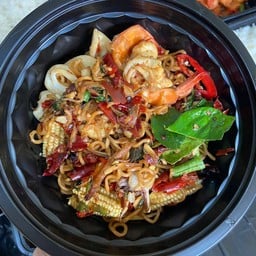 มาม่าผัดขี้เมา