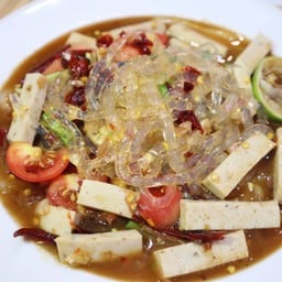 ตำเส้นแก้วหมูยอ