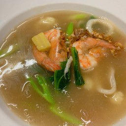 ราดหน้าทะเล