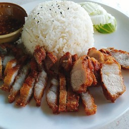 ข้าวหมูทอด