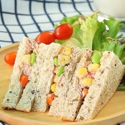 ขนมปังทูน่า