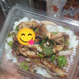 อะไรก็กระเพราไก่ By อาซีด(ฮาลาล)