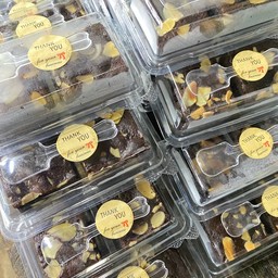 บราวนี่อัลมอน 2 ชิ้น