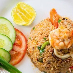 ข้าวผัดทะเล