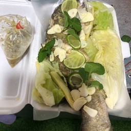 ปลากะพงนึ่งมะนาว